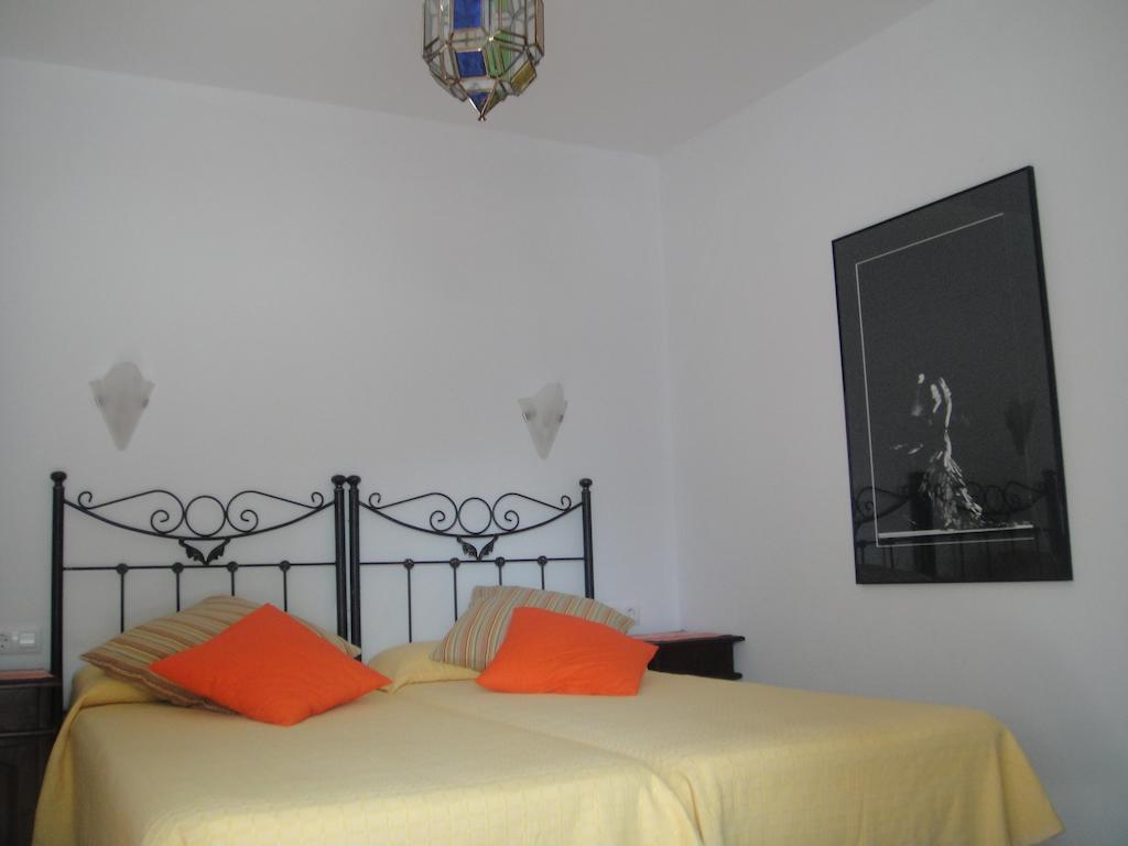 Casa La Felicidad Hotel Chiclana de la Frontera Habitación foto
