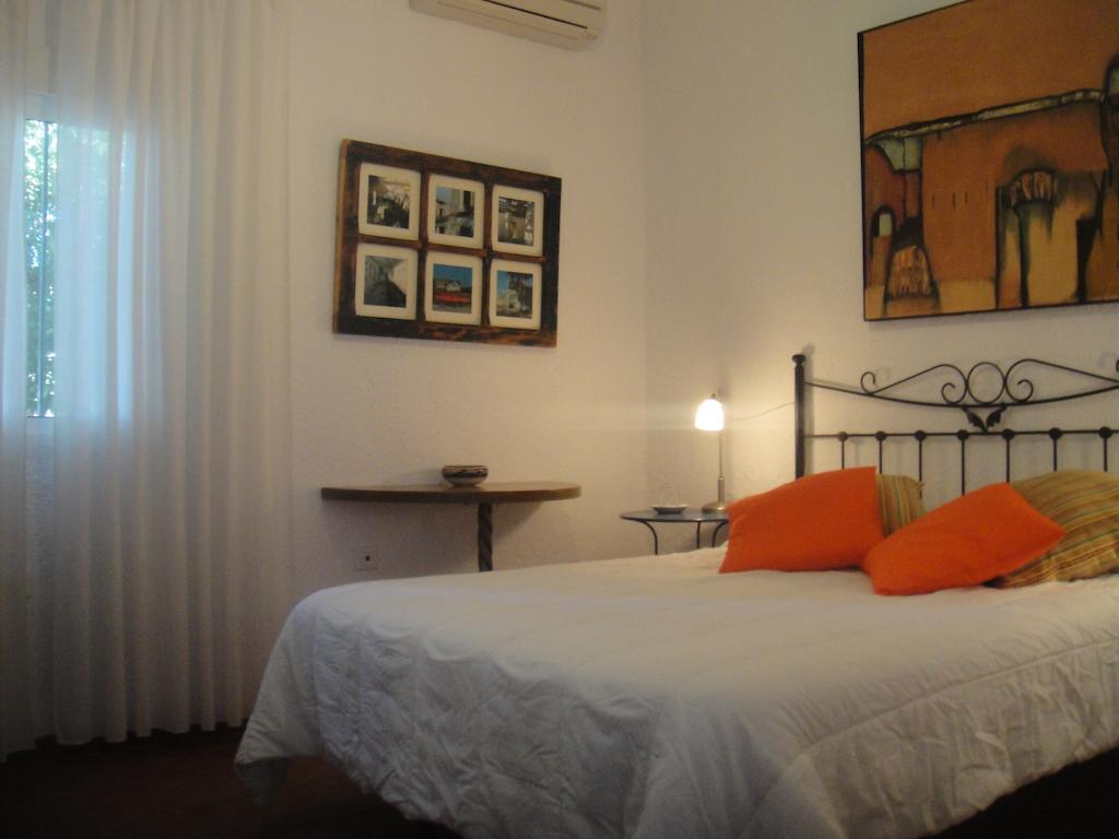 Casa La Felicidad Hotel Chiclana de la Frontera Habitación foto